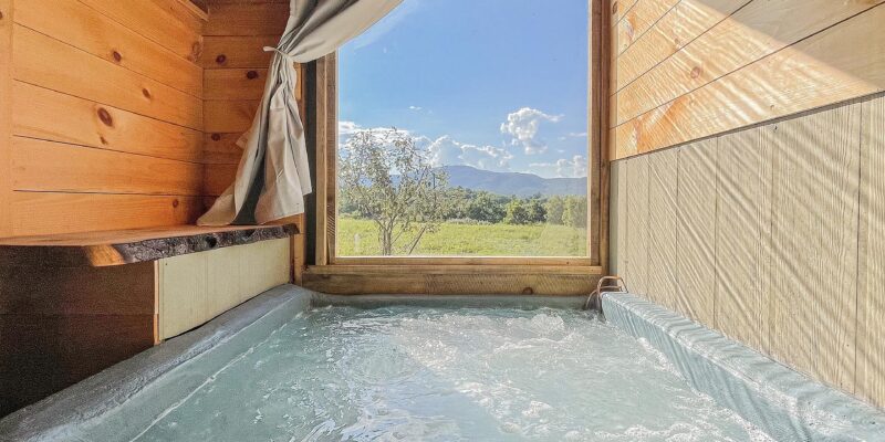 Hot Tub Glamping