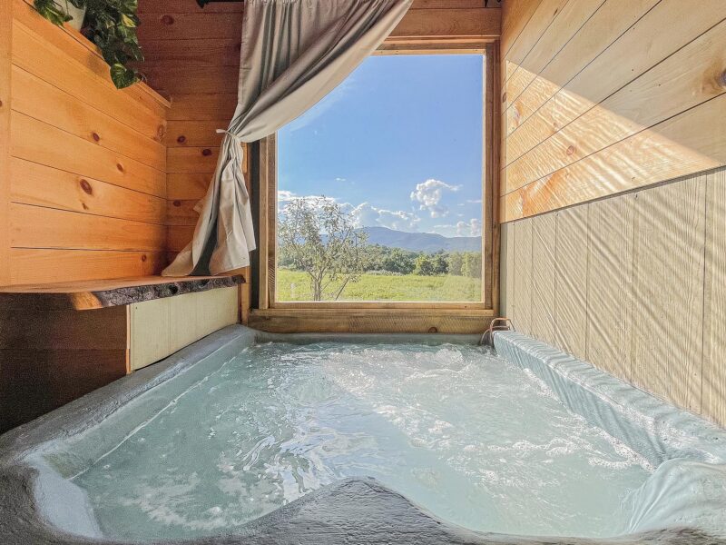 Hot Tub Glamping
